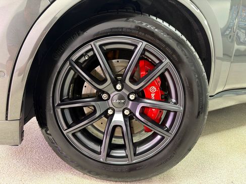 Used 2018 Dodge Durango SRT w/ SRT Interior Appearance Group AWD/4WD image 39