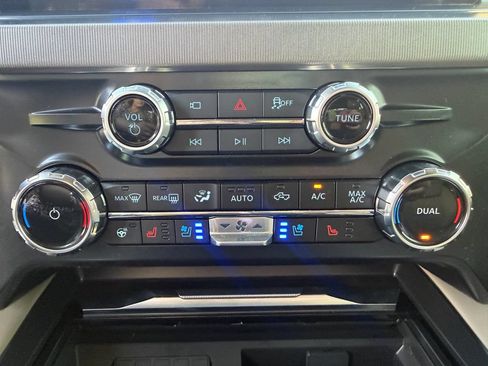 Used 2026 Ford F350 Platinum w/ Platinum Plus Package AWD/4WD image 39