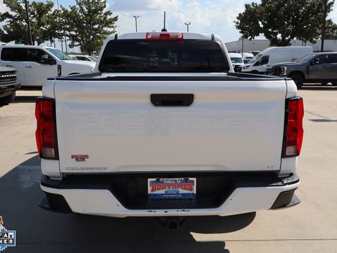 Used 2023 Chevrolet Colorado LT w/ LT Convenience Package II RWD image 4