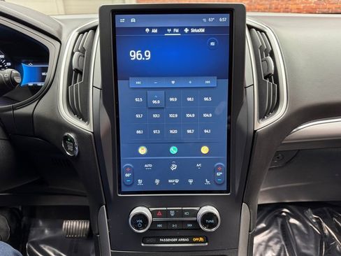 Used 2022 Ford Edge SEL w/ Convenience Package image 20