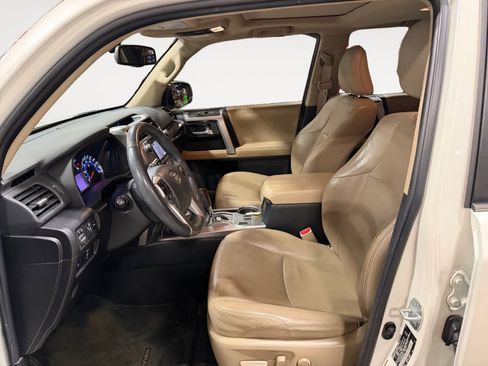 Used 2017 Toyota 4Runner Limited image 10