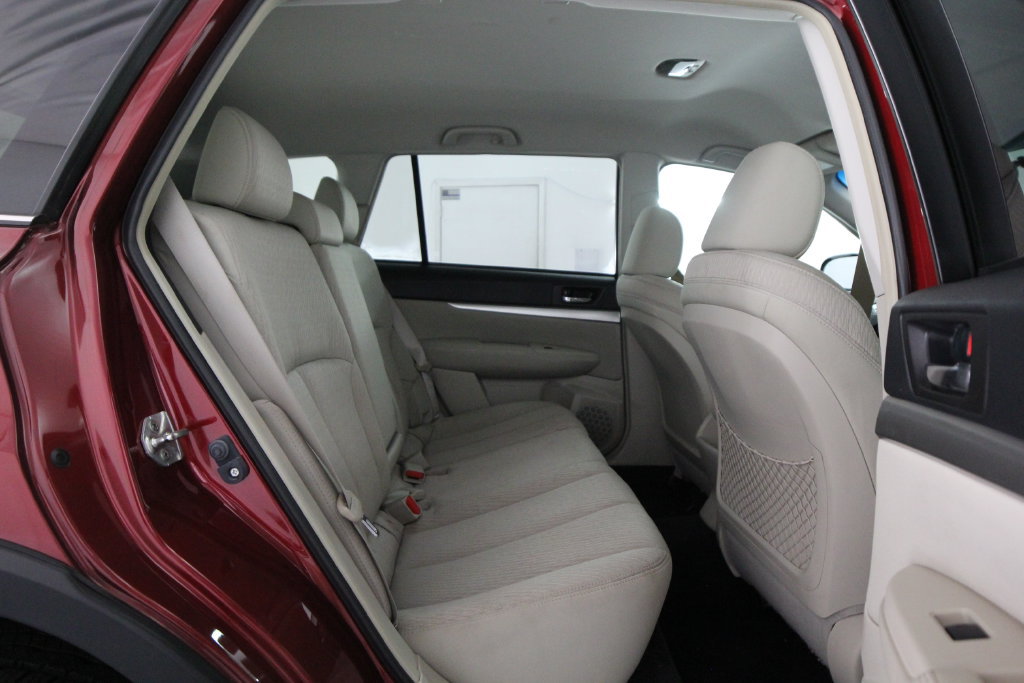 Used 2011 Subaru Outback 2.5i Premium w/ Protection Pkg 1A AWD/4WD image 41