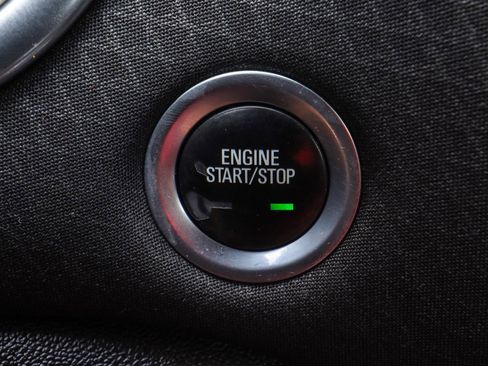 Used 2019 Chevrolet Malibu LT image 13