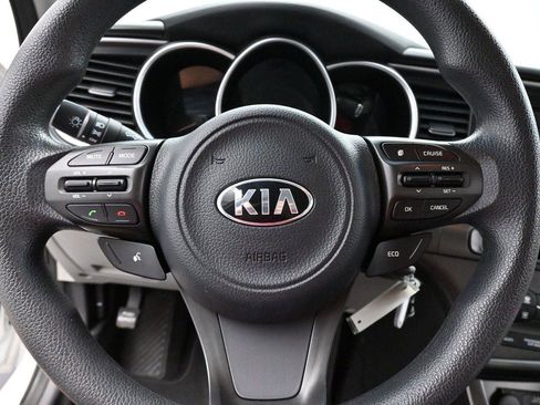 Used 2015 Kia Optima LX w/ LX Convenience Plus Package FWD image 17