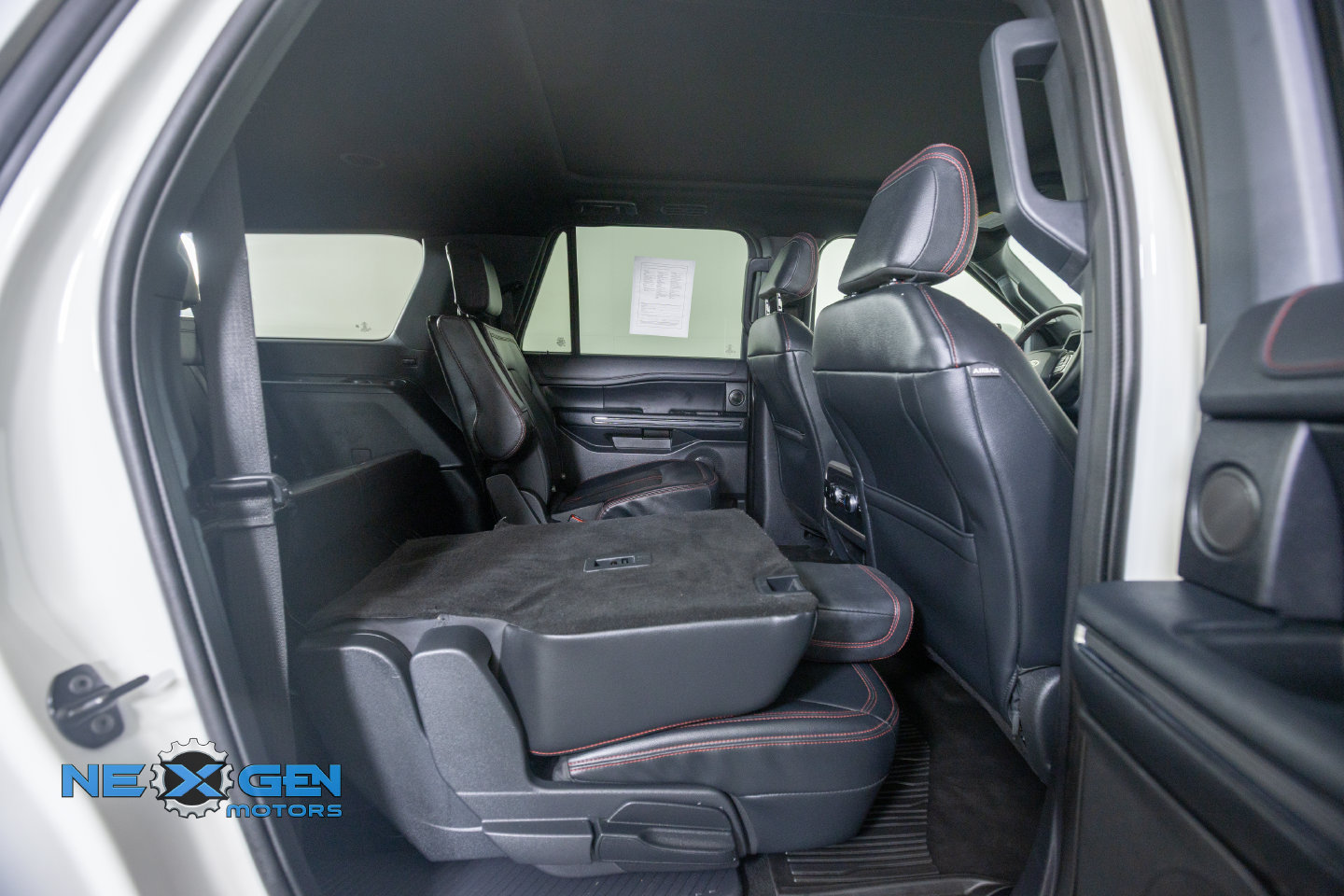 Used 2024 Ford Expedition Max Limited AWD/4WD image 43