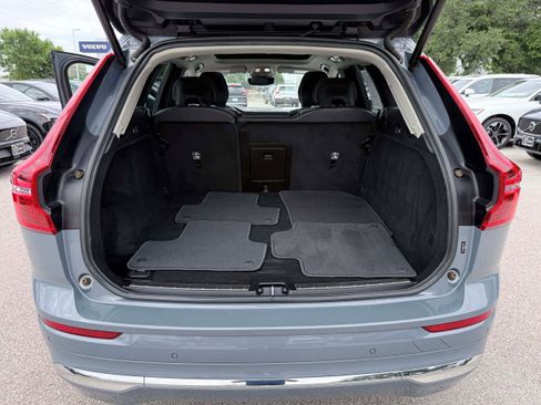 Certified 2023 Volvo XC60 B5 Plus w/ Climate Package FWD image 26