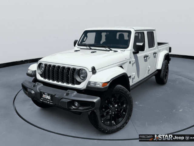 Used 2025 Jeep Gladiator Sport AWD/4WD image 1