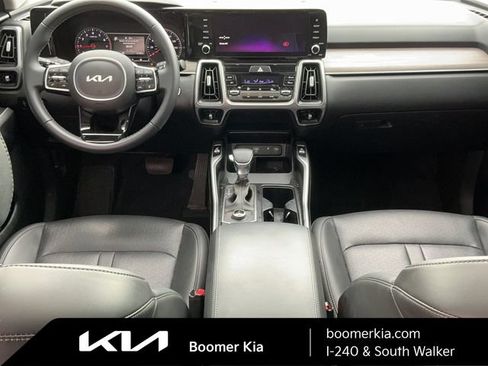 Certified 2023 Kia Sorento X-Line EX AWD/4WD image 16