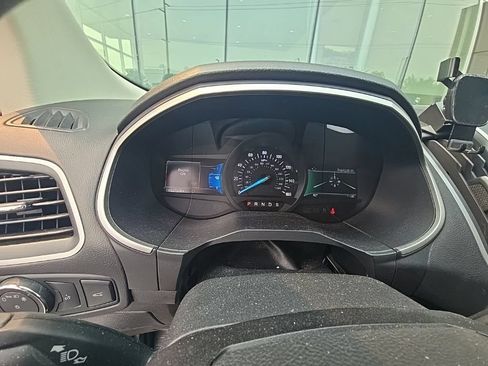 Used 2018 Ford Edge SEL w/ Equipment Group 201A AWD/4WD image 8