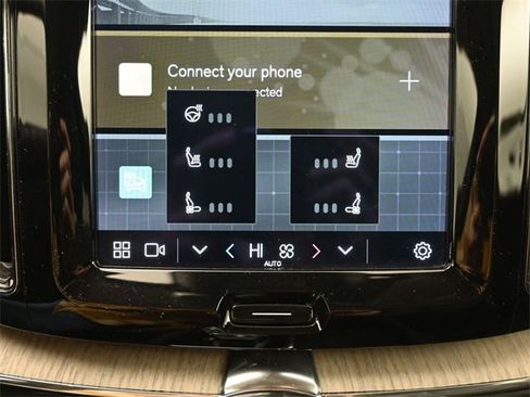 Used 2022 Volvo XC60 B5 Inscription w/ Advanced Package image 23