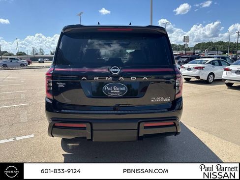 New 2025 Nissan Armada Platinum Reserve image 11