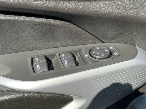 Used 2024 Chevrolet Trax LS w/ LS Convenience Package image 13