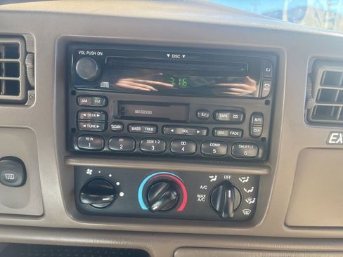 Used 2000 Ford Excursion Limited image 18