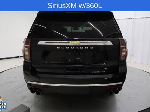 Used 2024 Chevrolet Suburban Premier RWD image 3
