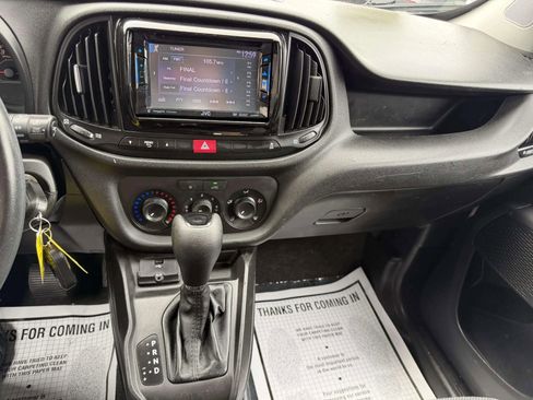 Used 2015 RAM ProMaster City Tradesman FWD image 16