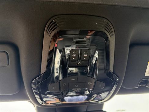 Used 2022 Alfa Romeo Giulia Veloce image 23