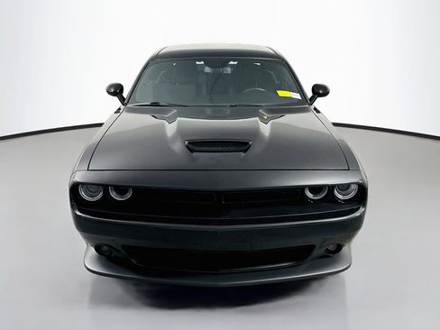 Used 2019 Dodge Challenger GT w/ Blacktop Package RWD image 2