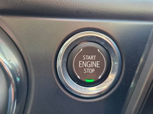 Used 2024 Chevrolet Blazer LT FWD image 31