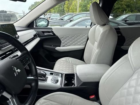 Used 2022 Mitsubishi Outlander SEL AWD/4WD image 5