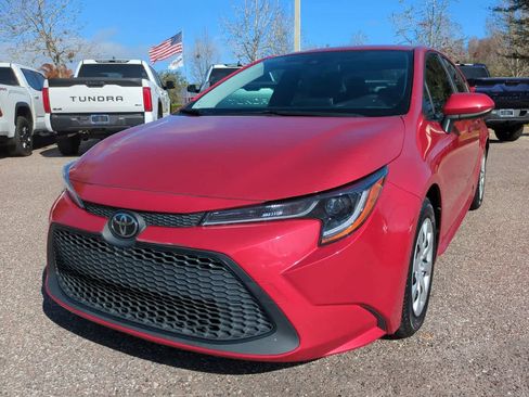 Certified 2021 Toyota Corolla LE image 2