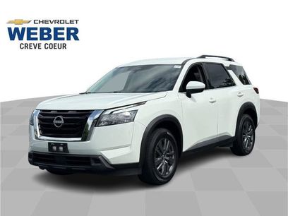 Used 2024 Nissan Pathfinder SV