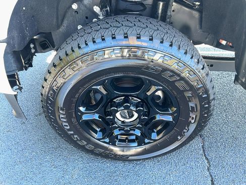 Used 2025 Ford F250 XL w/ STX Appearance Package image 9