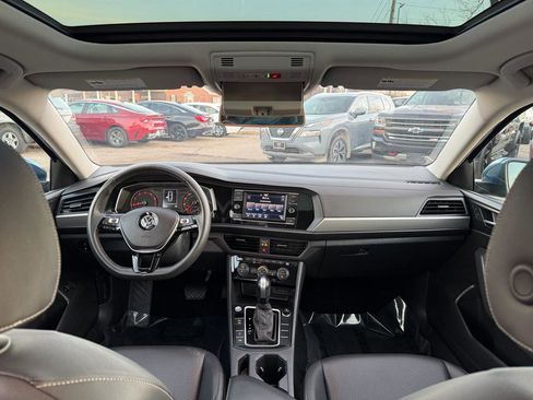Used 2020 Volkswagen Jetta SE FWD image 58