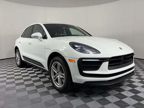 New 2025 Porsche Macan image 7
