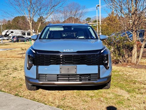 New 2026 Kia Sportage EX AWD/4WD image 2