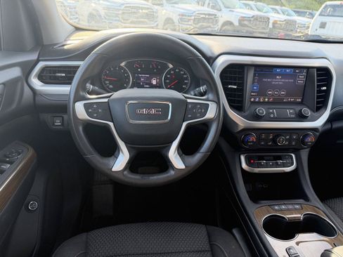 Used 2021 GMC Acadia SLE w/ Driver Convenience Package FWD image 8