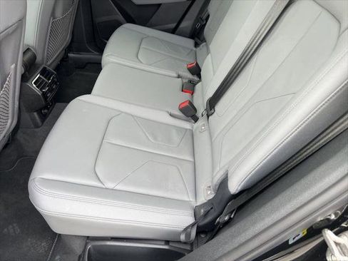 Certified 2025 Audi Q3 2.0T Premium w/ Convenience Package image 8