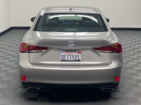 Used 2018 Lexus IS 300 RWD image 6