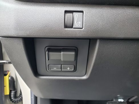 New 2026 Chevrolet Colorado Trail Boss AWD/4WD image 10