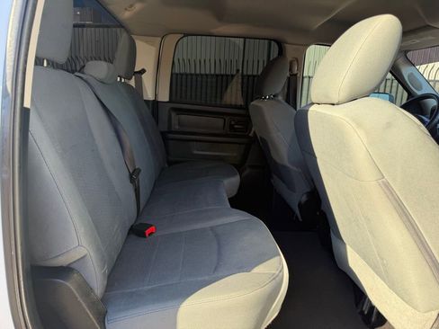 Used 2017 RAM 2500 Tradesman w/ Chrome Appearance Group image 17