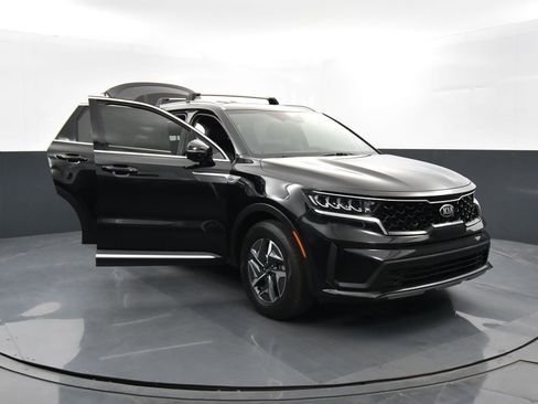 Used 2021 Kia Sorento S image 37