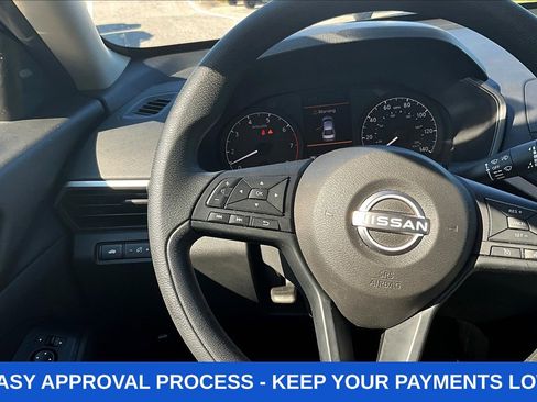 Used 2024 Nissan Altima 2.5 S FWD image 15