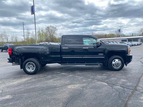 Used 2016 Chevrolet Silverado 3500 High Country w/ High Country Premium Package AWD/4WD image 7