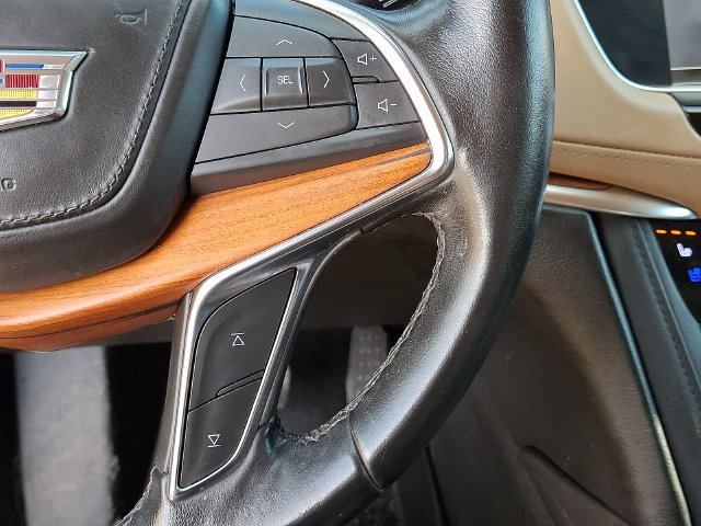 Used 2019 Cadillac XT5 Platinum AWD/4WD image 8