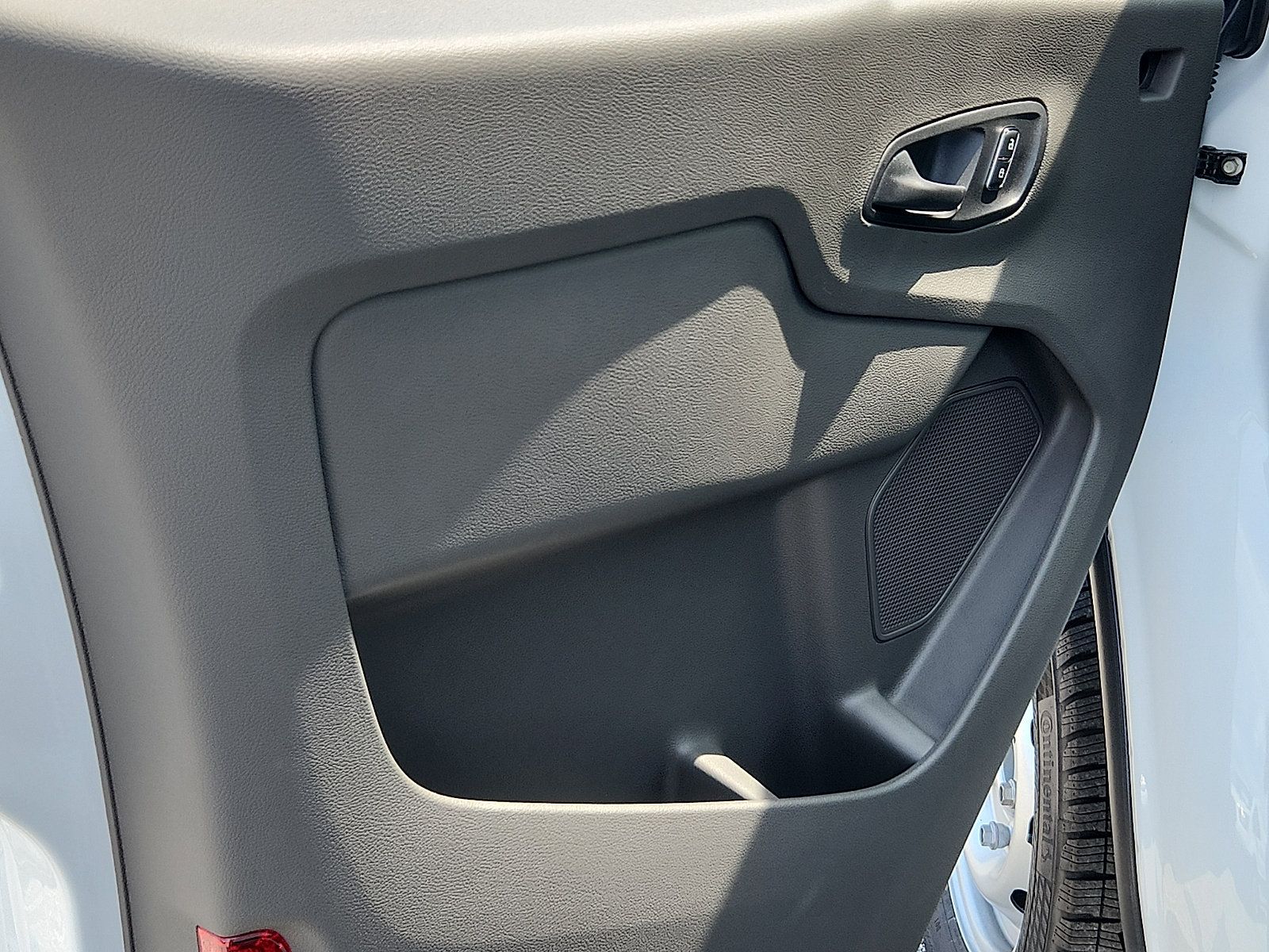 New 2026 Ford Transit 250 148 Medium Roof RWD image 6