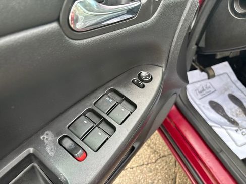 Used 2006 Chevrolet Impala LT image 11