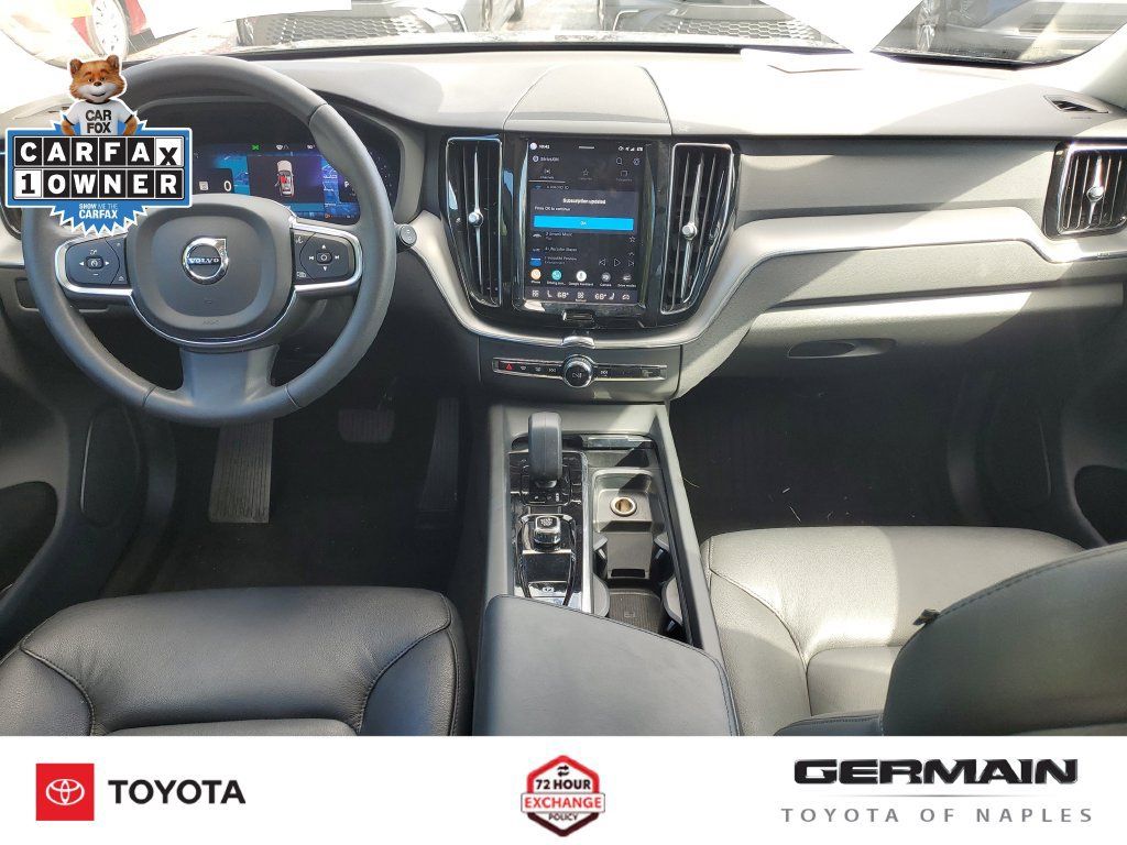 Used 2024 Volvo XC60 B5 Core w/ Protection Package Premier AWD/4WD image 18