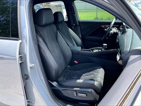 Used 2025 Acura ADX A-Spec FWD image 9
