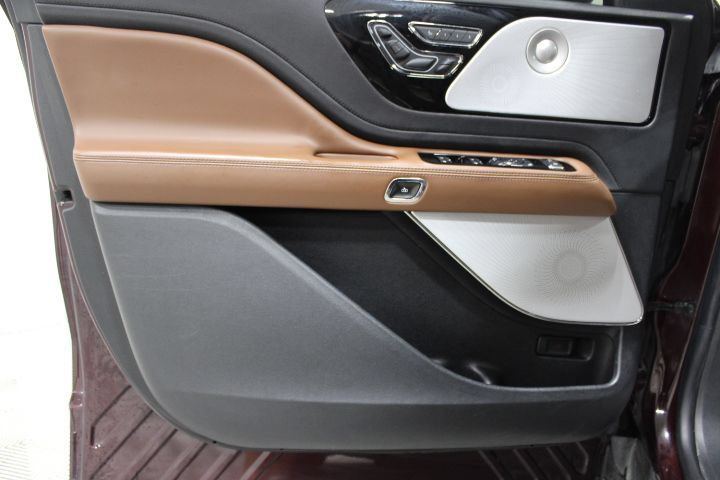 Used 2022 Lincoln Aviator Reserve w/ Equipment Group 201A AWD/4WD image 20