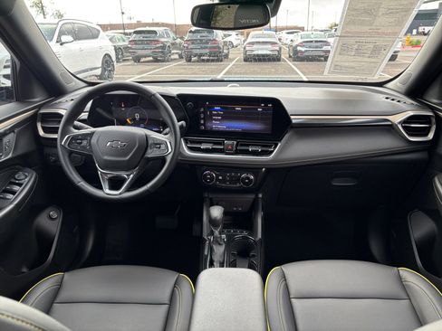 Used 2025 Chevrolet TrailBlazer ACTIV w/ Convenience Package image 20