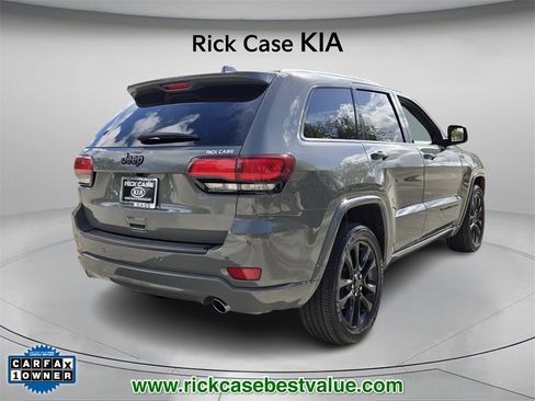 Used 2021 Jeep Grand Cherokee Laredo X image 7