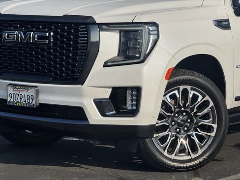 Certified 2023 GMC Yukon XL Denali Ultimate image 3