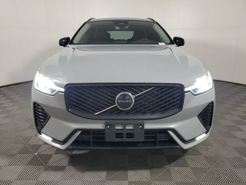 Certified 2026 Volvo XC60 B5 Core AWD/4WD image 2