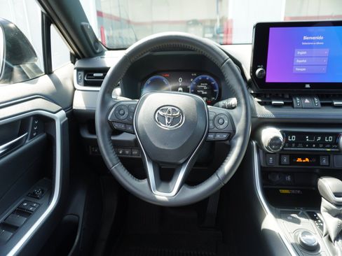 Used 2025 Toyota RAV4 XSE w/ Advanced Technology Package AWD/4WD image 16