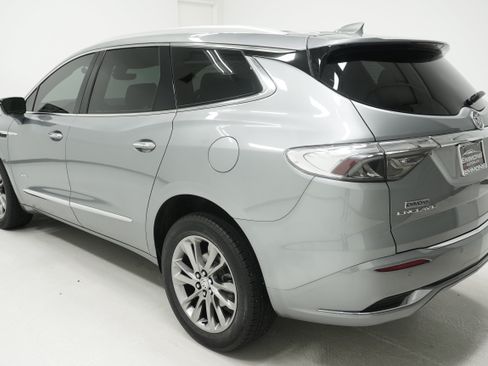 Used 2024 Buick Enclave Avenir w/ Avenir Technology Package FWD image 6