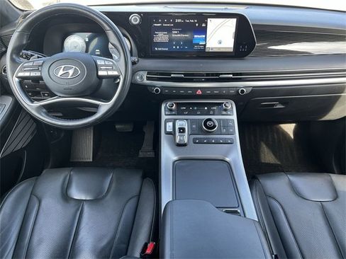 Used 2024 Hyundai Palisade Calligraphy image 10